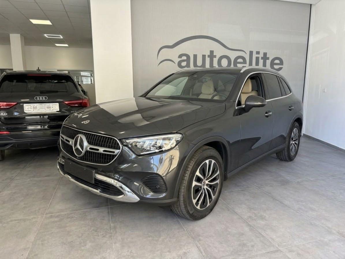 MERCEDES GLC 220d 4Matic 9G-Tronic Hybrid Diesel.